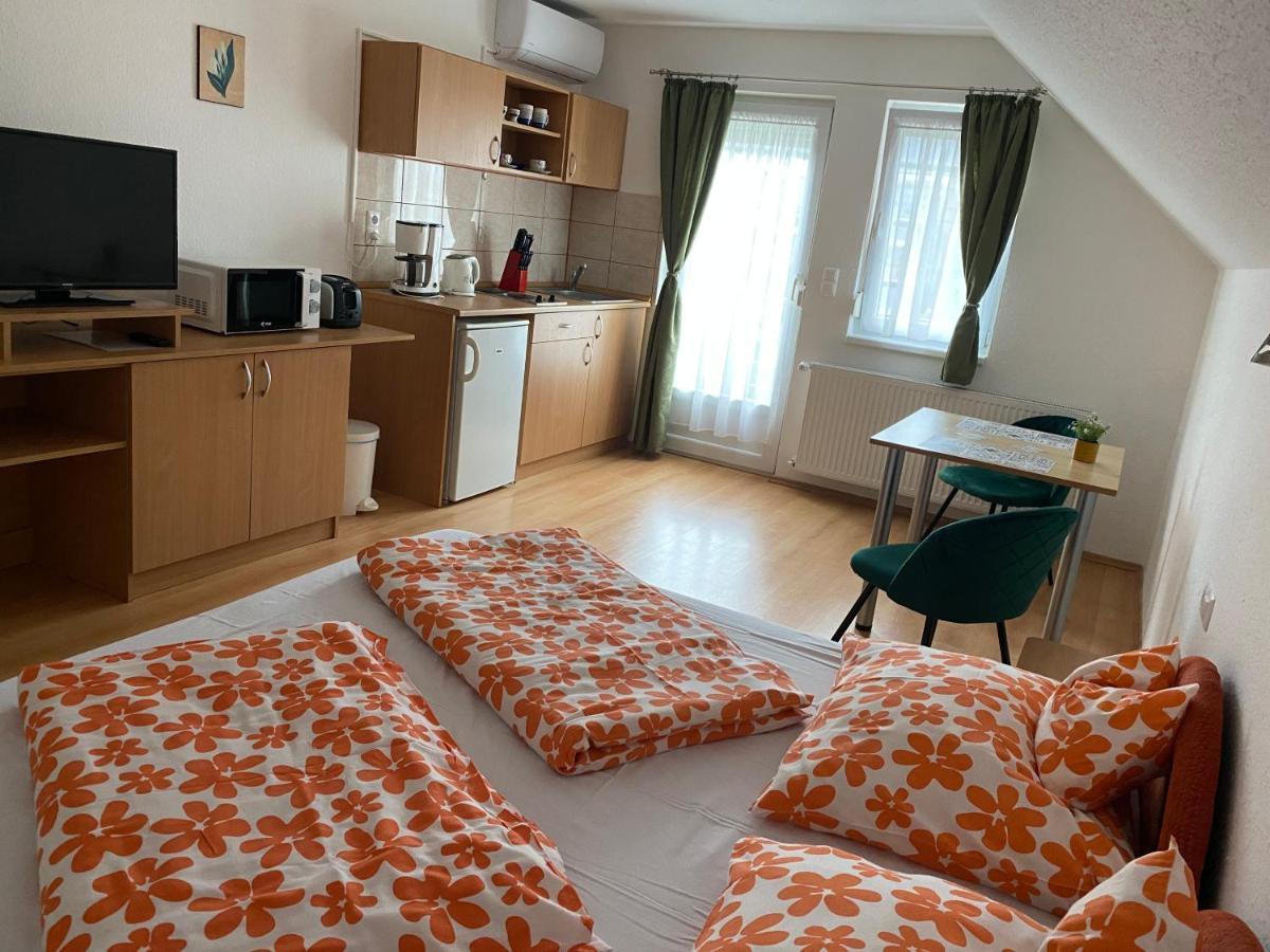 Bonita Apartmanhaz Leilighet Zalakaros Eksteriør bilde