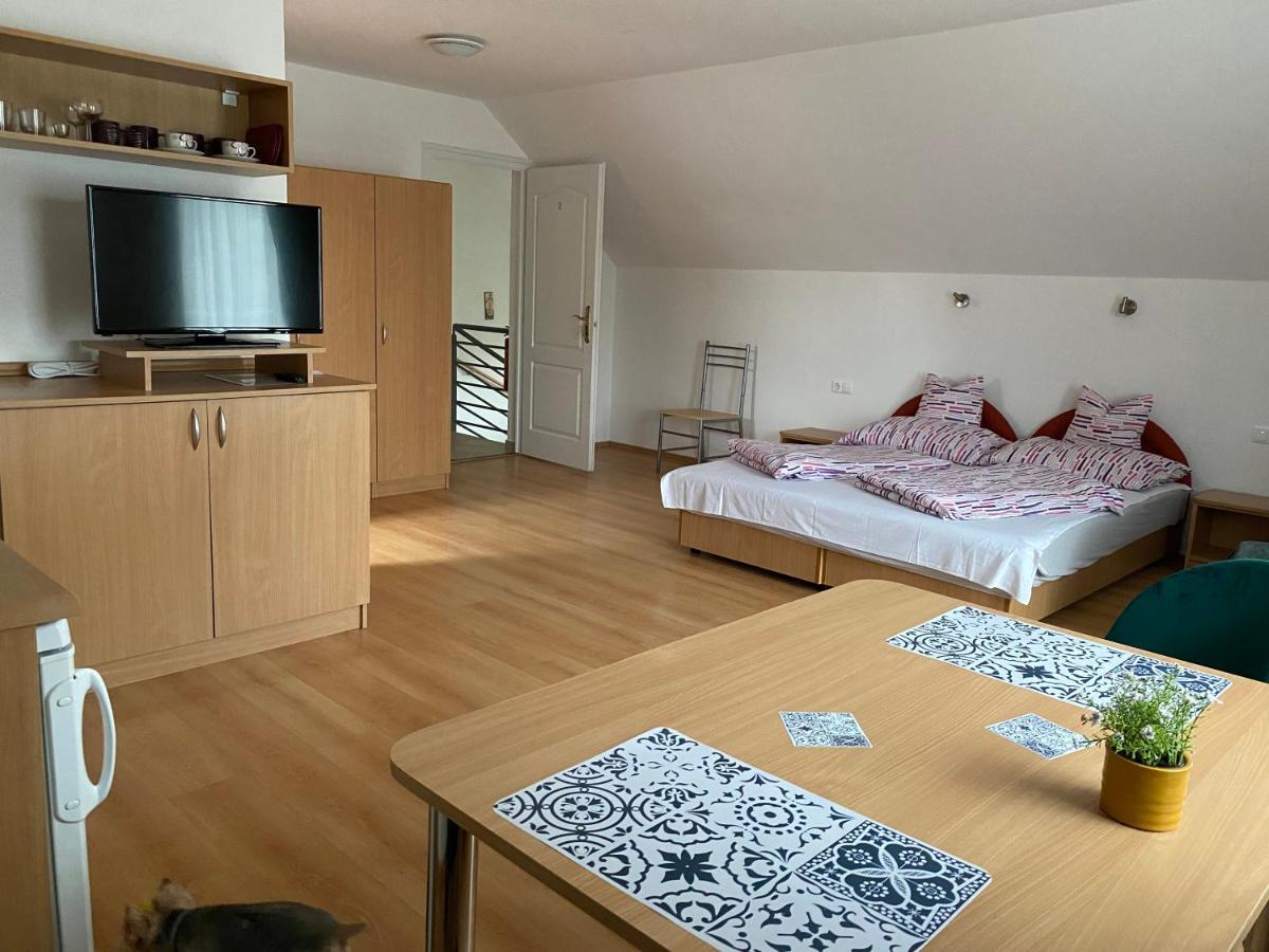 Bonita Apartmanhaz Leilighet Zalakaros Eksteriør bilde