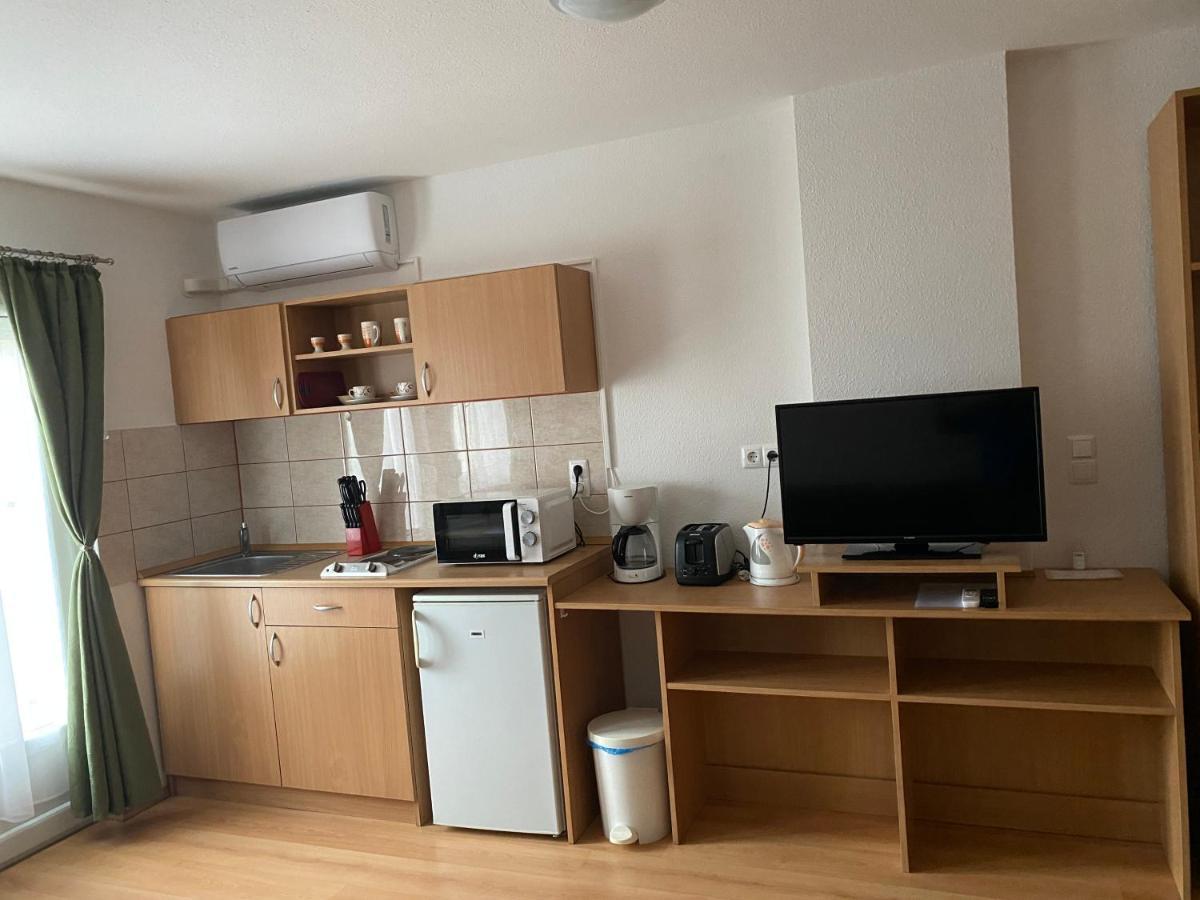 Bonita Apartmanhaz Leilighet Zalakaros Eksteriør bilde