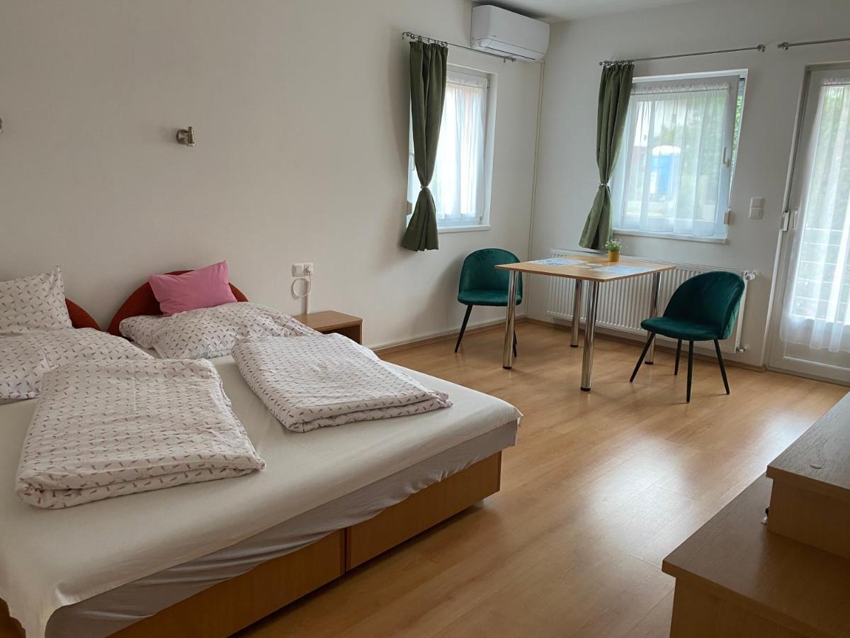 Bonita Apartmanhaz Leilighet Zalakaros Eksteriør bilde
